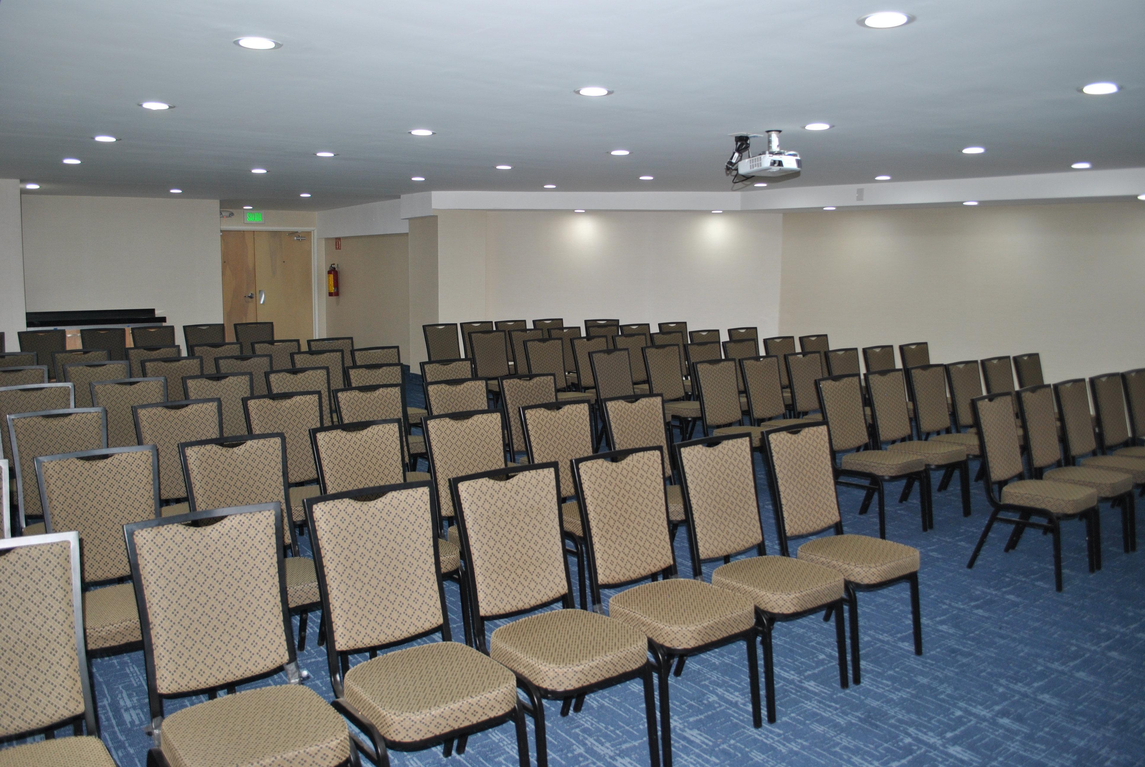 Holiday Inn Express Toluca By Ihg Екстер'єр фото