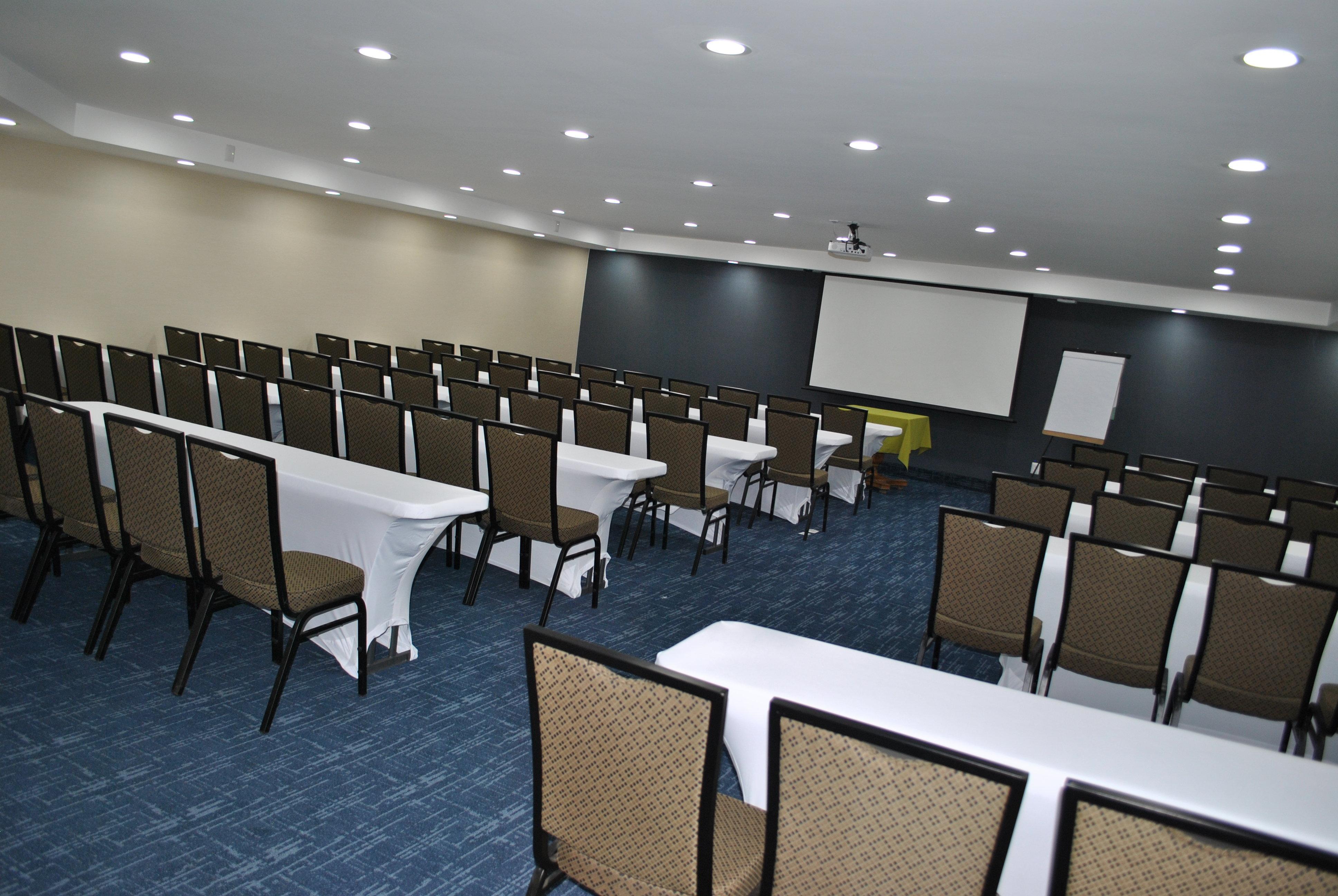 Holiday Inn Express Toluca By Ihg Екстер'єр фото