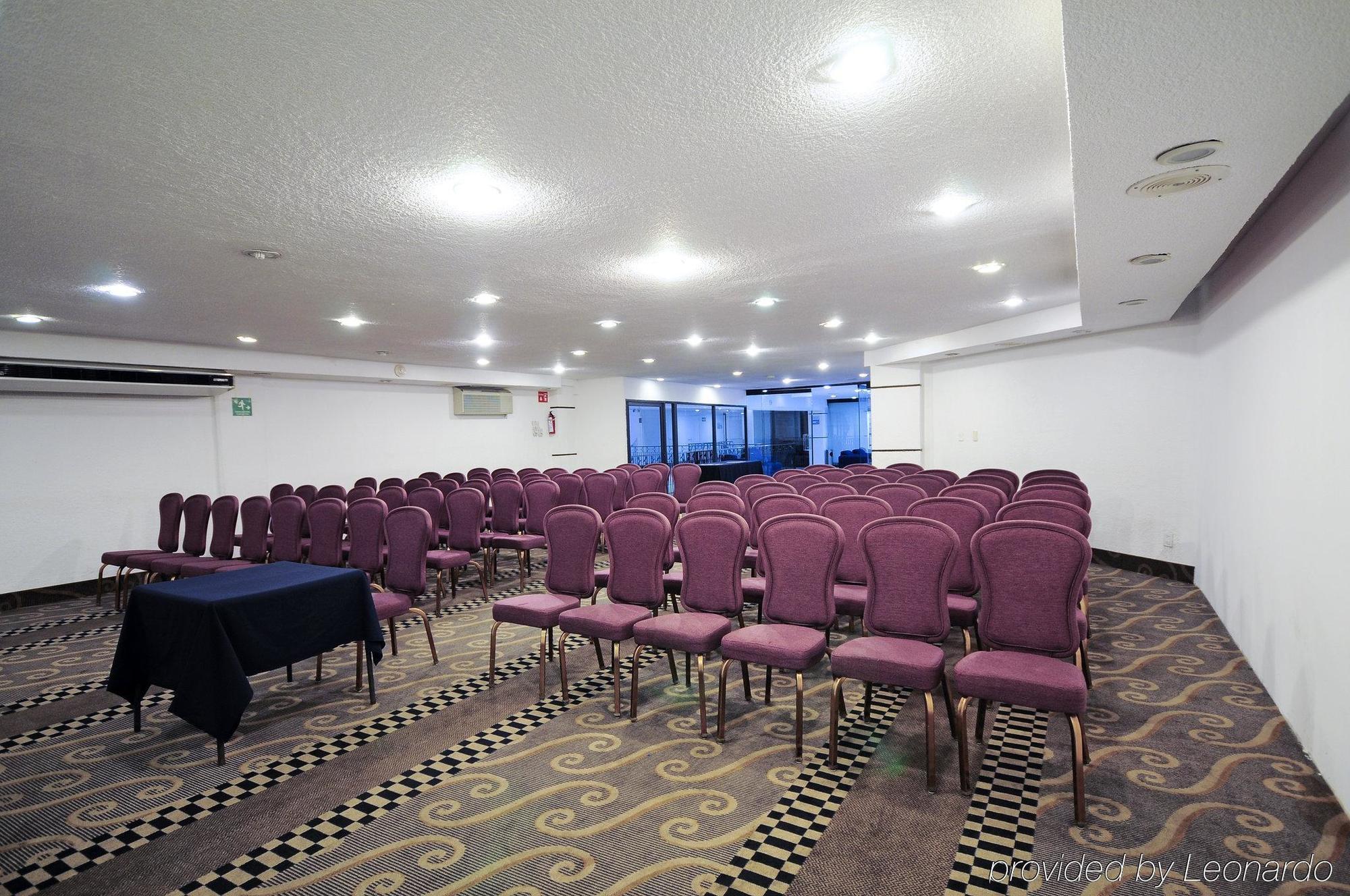 Holiday Inn Express Toluca By Ihg Екстер'єр фото