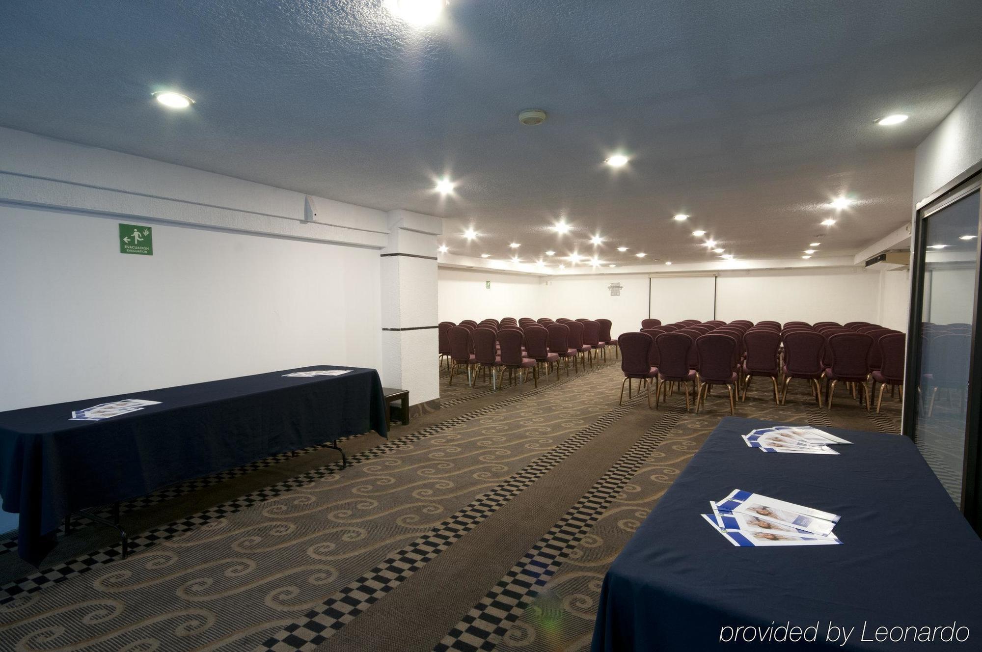 Holiday Inn Express Toluca By Ihg Екстер'єр фото