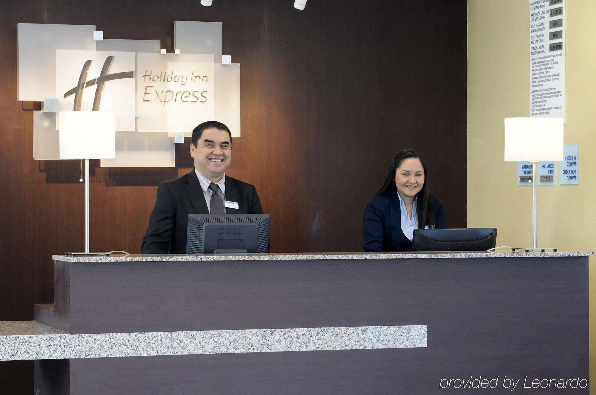 Holiday Inn Express Toluca By Ihg Екстер'єр фото