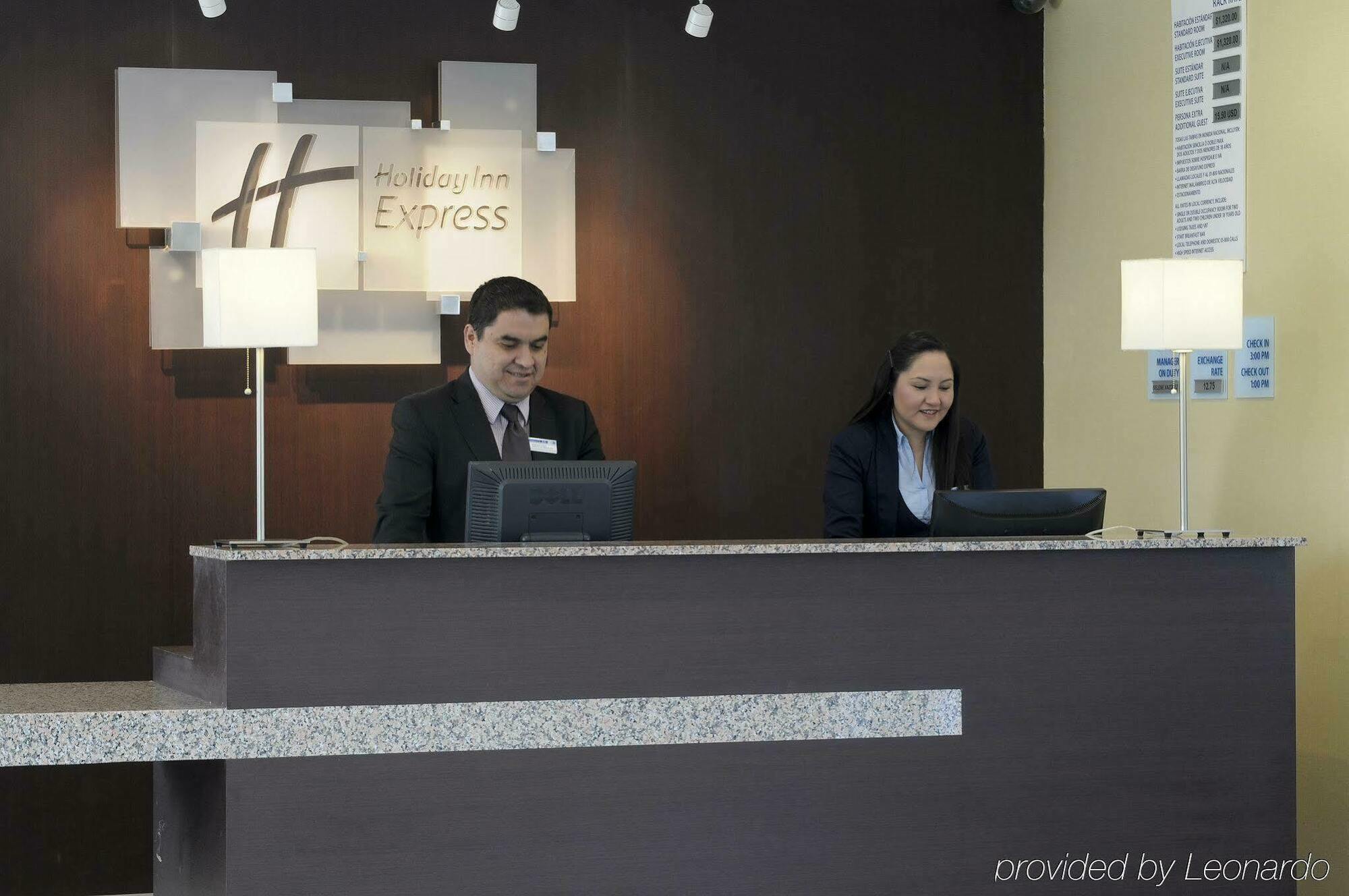 Holiday Inn Express Toluca By Ihg Екстер'єр фото