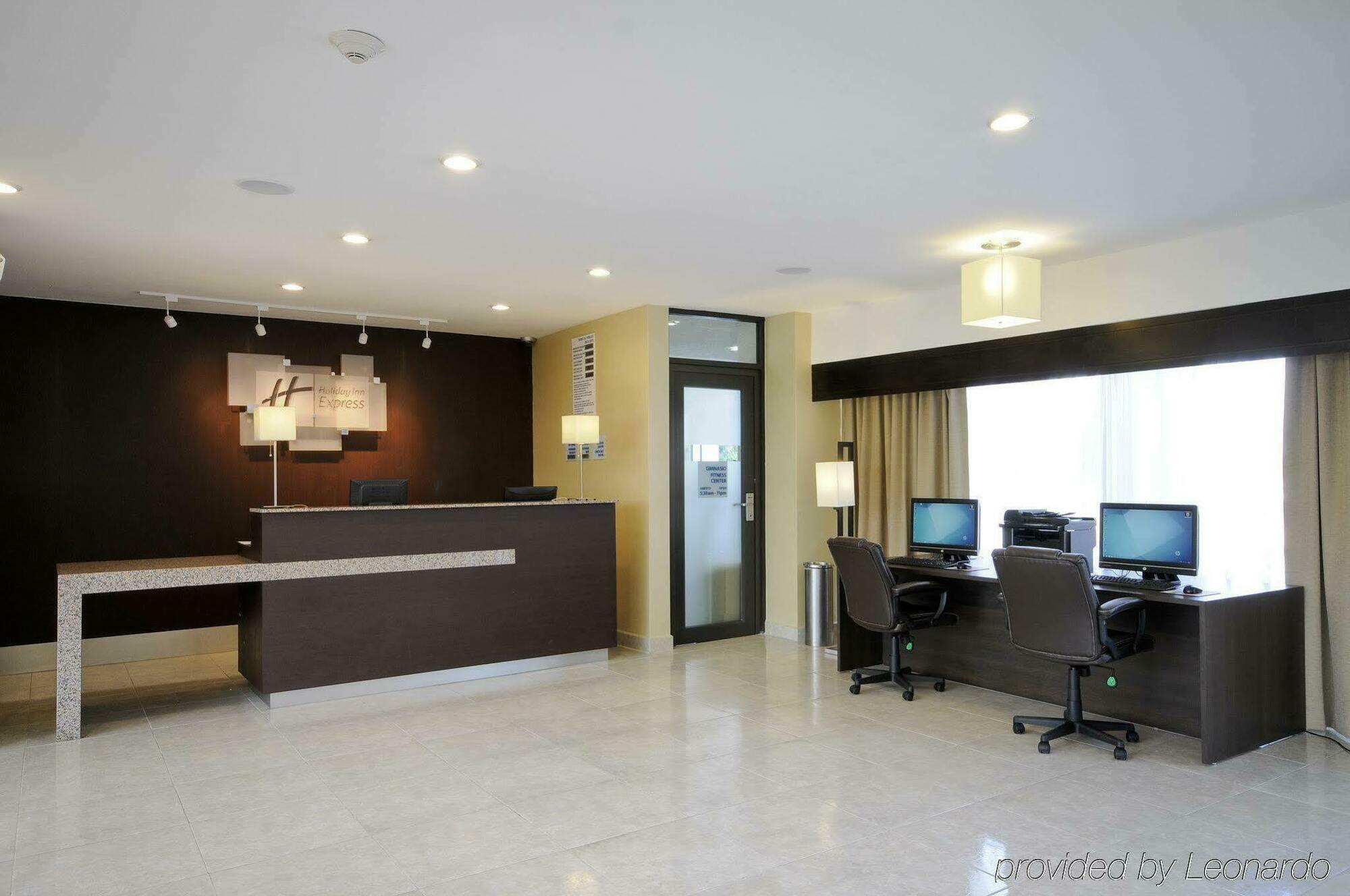Holiday Inn Express Toluca By Ihg Екстер'єр фото